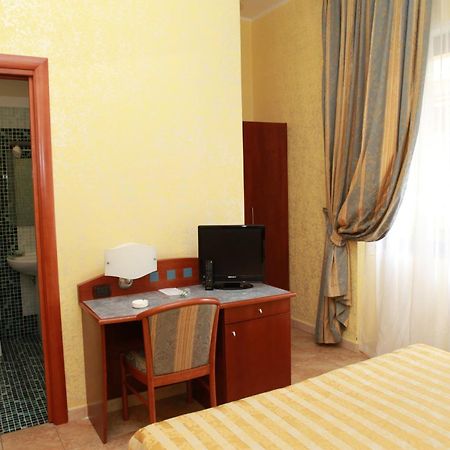 Hotel San Giuseppe - Cityhotel กาตันซาโร ภายนอก รูปภาพ